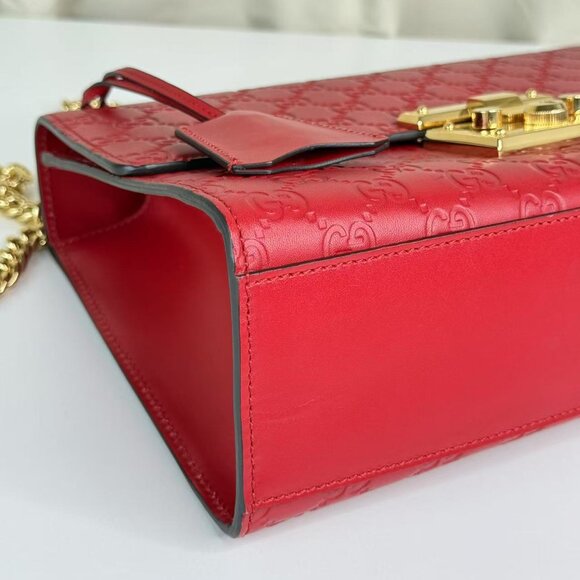 Gucci GG Logo Printed Red Leather Small Padlock Shoulder Bag with Gold Hardware - Picture 6 of 11